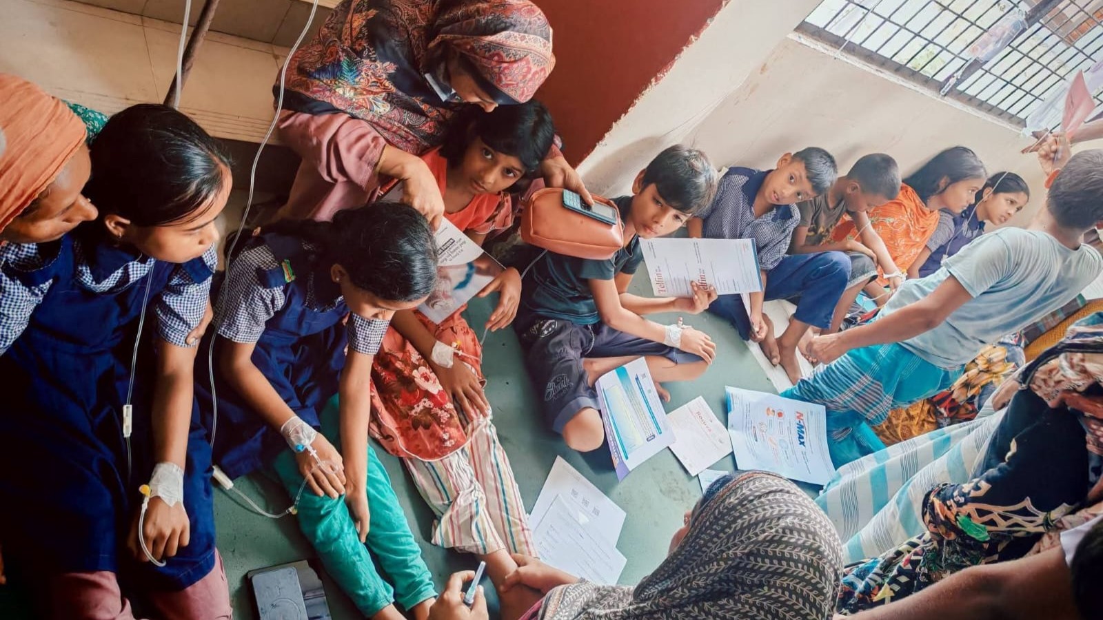 ঠাকুরগাঁওয়ে মিড ডে মিলের খাবার খেয়ে অর্ধশত শিক্ষার্থী অসুস্থ